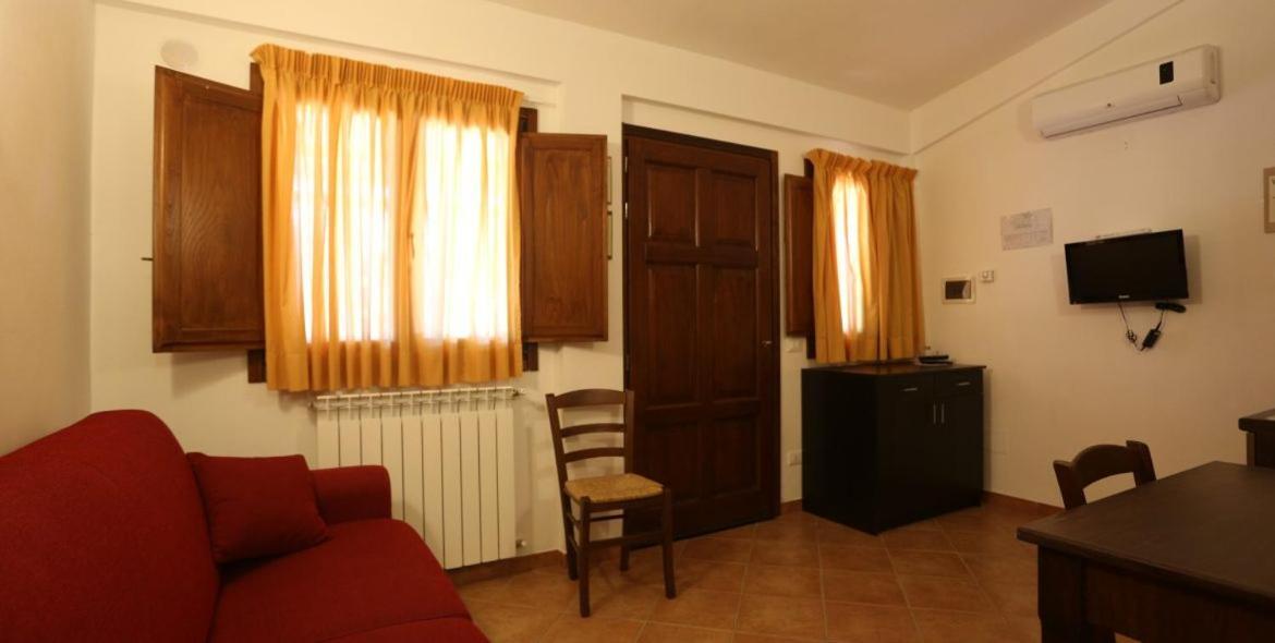 Il Parco Di Nonna Betty Villa Lascari Exterior foto